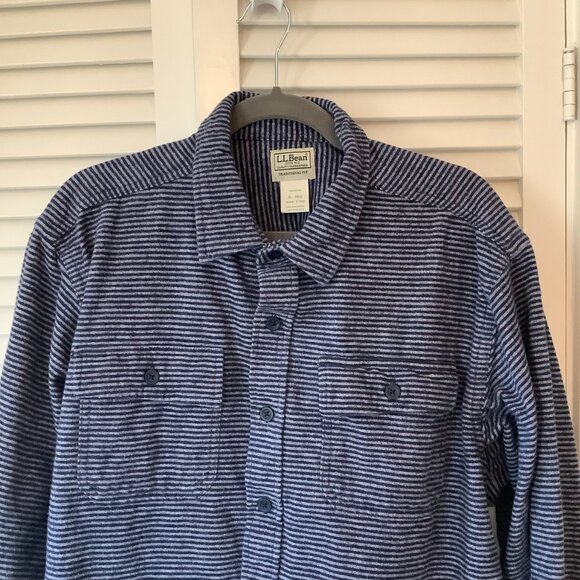 L.L. Bean buttondown flannel shirt XL navy stripes cotton Traditional Fit - Picture 2 of 6
